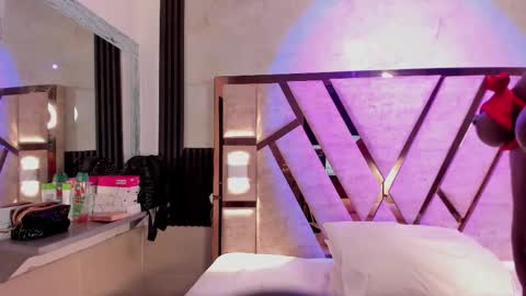 cristin  online show from March 18, 2026, 6:55 pm