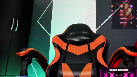 Snapshot of cristhoperfly chatting on September 27, 2025, 12:21 pm Cris Independent model online show from September 27, 2025, 12:21 pm