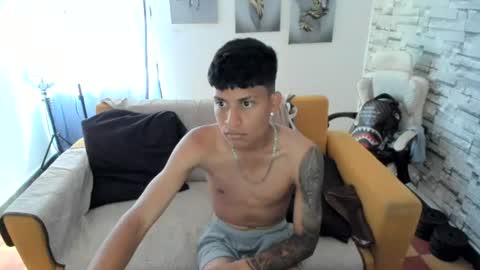 Snapshot of cristian_dosantos chatting on July 29, 2026, 2:26 pm cristian dosantos online show from July 29, 2026, 2:26 pm