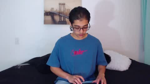 Snapshot of cristian_suarezz chatting on December 14, 2024, 12:11 am online show from December 14, 2024, 12:11 am