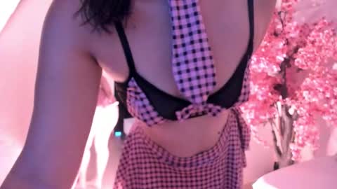 C R I S T I N A online show from September 17, 2025, 12:29 pm