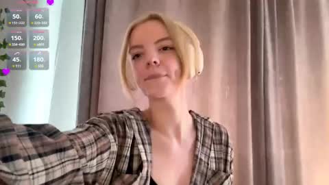 Snapshot of cristinekondo chatting on April 25, 2026, 3:09 pm Marry online show from April 25, 2026, 3:09 pm