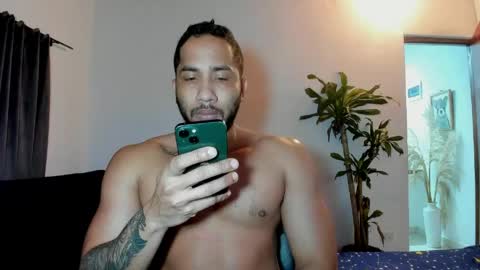 Snapshot of cristobal12cock chatting on April 19, 2026, 10:56 pm Cristian online show from April 19, 2026, 10:56 pm
