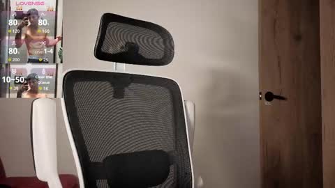 Snapshot of cristopher23_ chatting on December 15, 2025, 9:35 am cristopher23 online show from December 15, 2025, 9:35 am