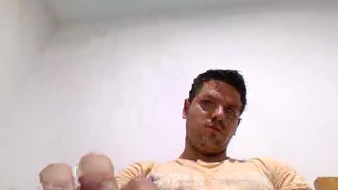 cristopher3042 online show from January 8, 2025, 3:08 am