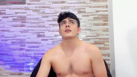 Snapshot of cristopher_russo chatting on May 15, 2026, 11:56 pm CRISTOPHER online show from May 15, 2026, 11:56 pm