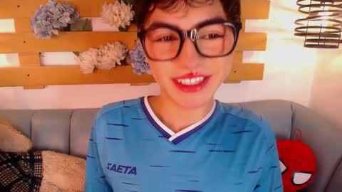 Cristopher  online show from May 1, 2026, 9:08 pm