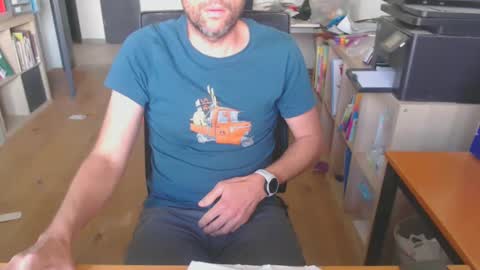 Snapshot of crisup1980 chatting on February 14, 2025, 2:02 pm crisup1980 online show from February 14, 2025, 2:02 pm