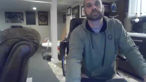 Snapshot of crm400 chatting on September 28, 2025, 1:55 am billybasement online show from September 28, 2025, 1:55 am