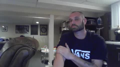 Snapshot of crm400 chatting on October 8, 2025, 12:08 am billybasement online show from October 8, 2025, 12:08 am