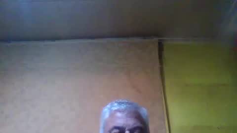 Snapshot of crmperez chatting on January 20, 2025, 11:43 pm crmperez online show from January 20, 2025, 11:43 pm