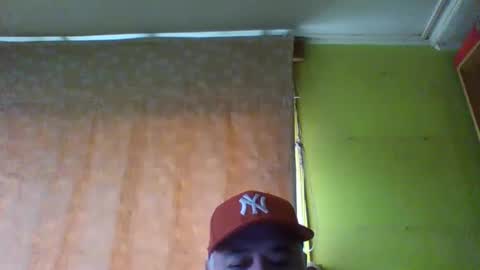Snapshot of crmperez chatting on March 18, 2026, 6:44 pm crmperez online show from March 18, 2026, 6:44 pm