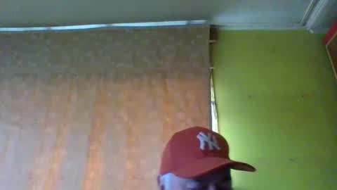 Snapshot of crmperez chatting on March 29, 2026, 8:20 pm crmperez online show from March 29, 2026, 8:20 pm