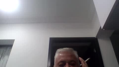 Snapshot of crmperez chatting on April 13, 2026, 10:37 pm crmperez online show from April 13, 2026, 10:37 pm