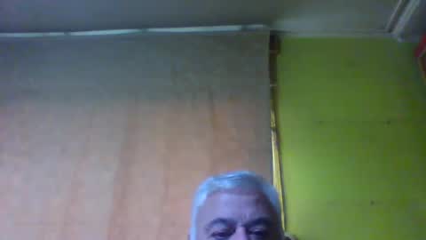 Snapshot of crmperez chatting on May 11, 2026, 6:49 pm crmperez online show from May 11, 2026, 6:49 pm