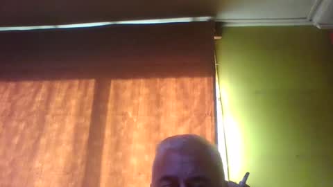 Snapshot of crmperez chatting on June 5, 2026, 6:57 pm crmperez online show from June 5, 2026, 6:57 pm