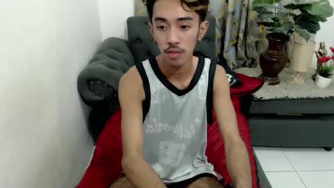 crocodale online show from October 9, 2025, 5:55 pm