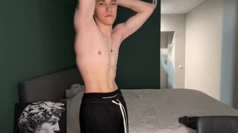 Snapshot of cronck52 chatting on November 19, 2025, 7:25 pm cronck52 online show from November 19, 2025, 7:25 pm