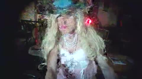 Snapshot of crosscountrydude chatting on June 10, 2026, 4:45 am Crossdrsr19 online show from June 10, 2026, 4:45 am