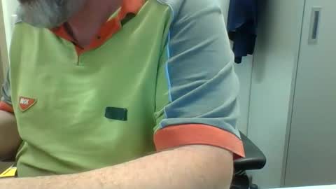 Snapshot of crouch1 chatting on June 10, 2026, 10:14 am Crouch1 online show from June 10, 2026, 10:14 am