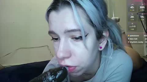 Snapshot of cruellagoth chatting on July 2, 2026, 3:23 am Cruella online show from July 2, 2026, 3:23 am