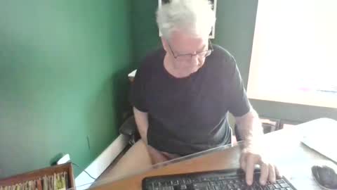 Snapshot of cruisserss chatting on July 3, 2026, 8:15 pm Sugarcane online show from July 3, 2026, 8:15 pm