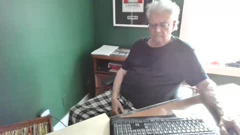 Snapshot of cruisserss chatting on July 6, 2026, 7:27 pm Sugarcane online show from July 6, 2026, 7:27 pm