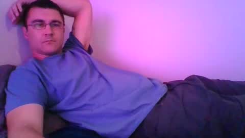 Snapshot of crush380 chatting on January 1, 2025, 6:16 pm Crush380 online show from January 1, 2025, 6:16 pm