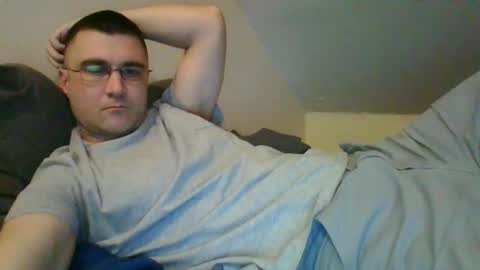 Snapshot of crush380 chatting on March 10, 2025, 10:13 pm Crush380 online show from March 10, 2025, 10:13 pm