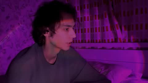 crybae0 online show from March 9, 2026, 12:14 am