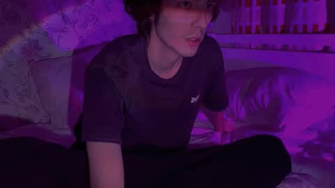 crybae0 online show from March 11, 2026, 1:22 am