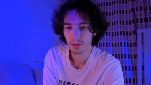 crybae0 online show from March 17, 2026, 9:18 pm