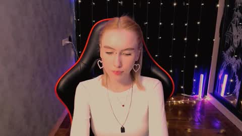 crybambi online show from February 12, 2026, 7:36 am