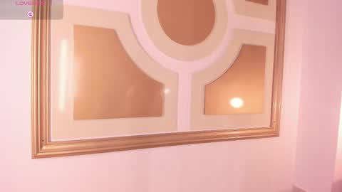 Snapshot of crysta_lrose_ chatting on June 2, 2026, 3:30 am Crystal Rose online show from June 2, 2026, 3:30 am