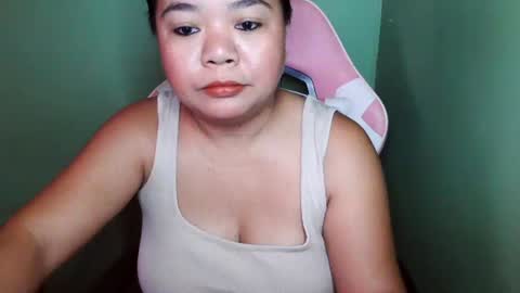 Crys online show from May 19, 2026, 1:56 am