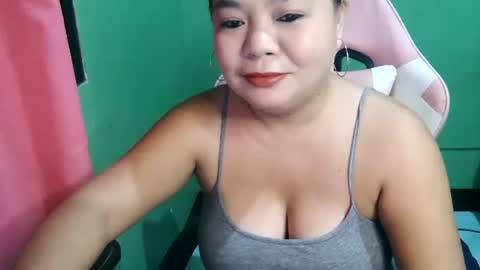 Crys online show from June 29, 2026, 11:21 am