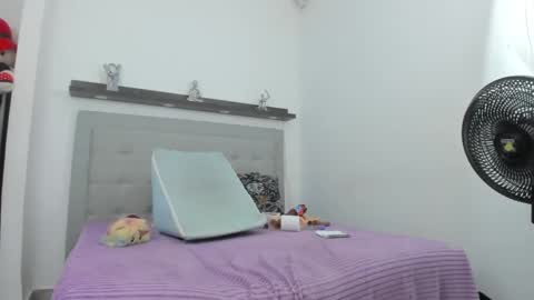 Snapshot of crystal_butterfly1 chatting on January 26, 2025, 5:44 pm crystal_butterfly1 online show from January 26, 2025, 5:44 pm