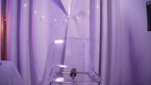 crystal_gilton online show from May 3, 2026, 7:20 pm