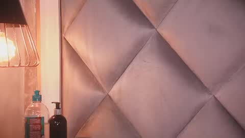crystal_gilton online show from July 11, 2026, 7:05 pm