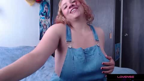 Crystal shadow online show from November 16, 2025, 2:11 pm