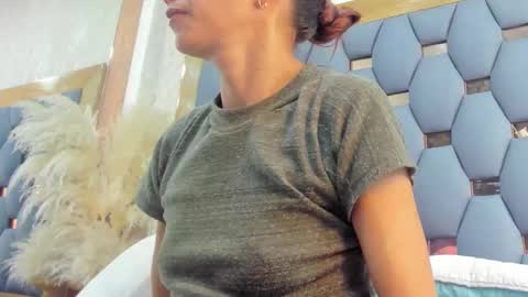 Snapshot of crystal_sm chatting on October 26, 2025, 3:12 am crystal_sm online show from October 26, 2025, 3:12 am