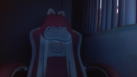 Crystal Blaze online show from September 9, 2025, 10:37 am