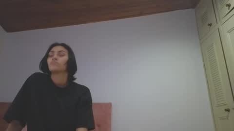 Crystal Blaze online show from September 29, 2025, 10:47 pm