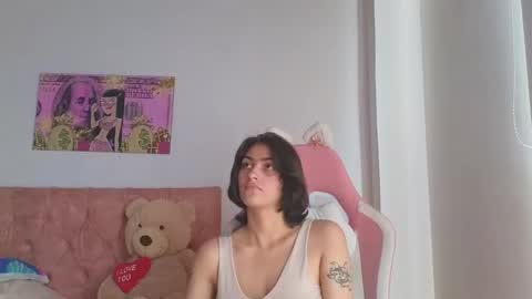 Crystal Blaze online show from November 22, 2025, 3:11 pm