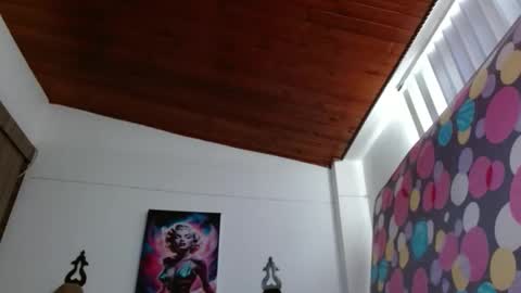Snapshot of crystal_starx chatting on May 3, 2026, 4:57 pm Crystal Blaze online show from May 3, 2026, 4:57 pm