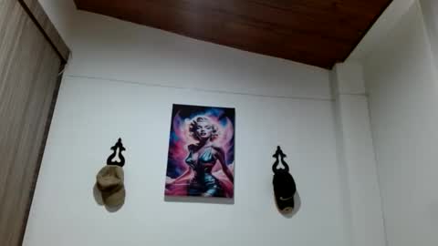 Snapshot of crystal_starx chatting on May 11, 2026, 10:07 pm Crystal Blaze online show from May 11, 2026, 10:07 pm