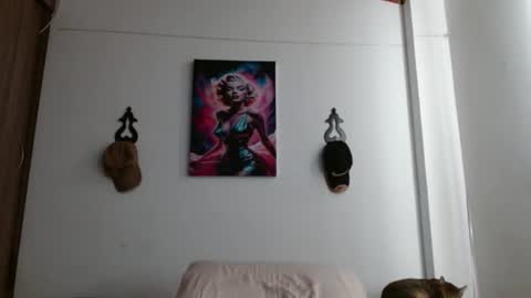 Snapshot of crystal_starx chatting on May 17, 2026, 6:59 pm Crystal Blaze online show from May 17, 2026, 6:59 pm