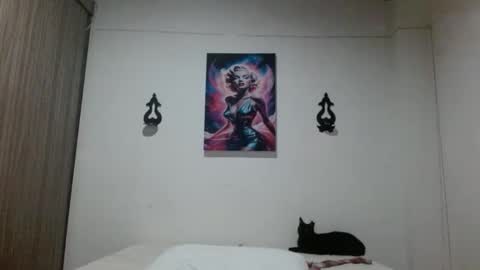 Snapshot of crystal_starx chatting on June 2, 2026, 1:51 am Crystal Blaze online show from June 2, 2026, 1:51 am