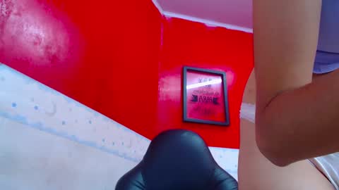 Snapshot of crystal_walls chatting on January 13, 2025, 9:52 pm I AM CRYSTAL online show from January 13, 2025, 9:52 pm