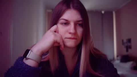 Snapshot of crystalblush01 chatting on April 27, 2026, 6:22 am crystalblush01 online show from April 27, 2026, 6:22 am